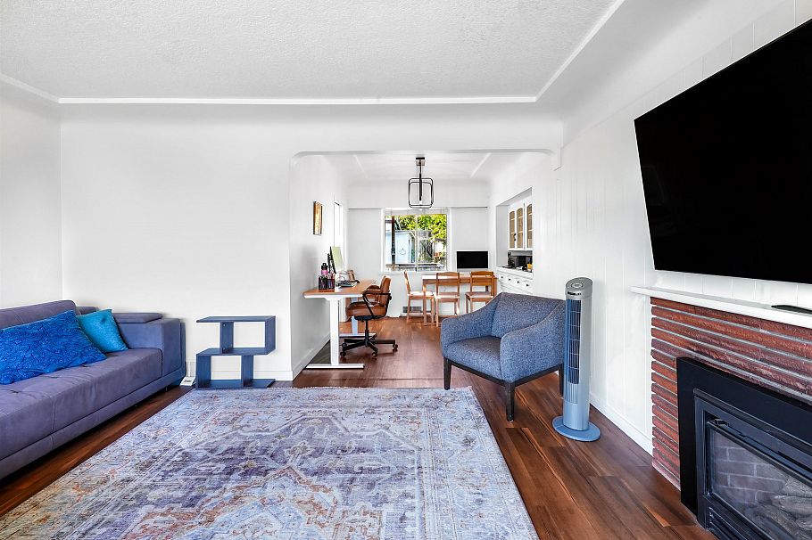 822 E 4th Street North Vancouver, BC - 12