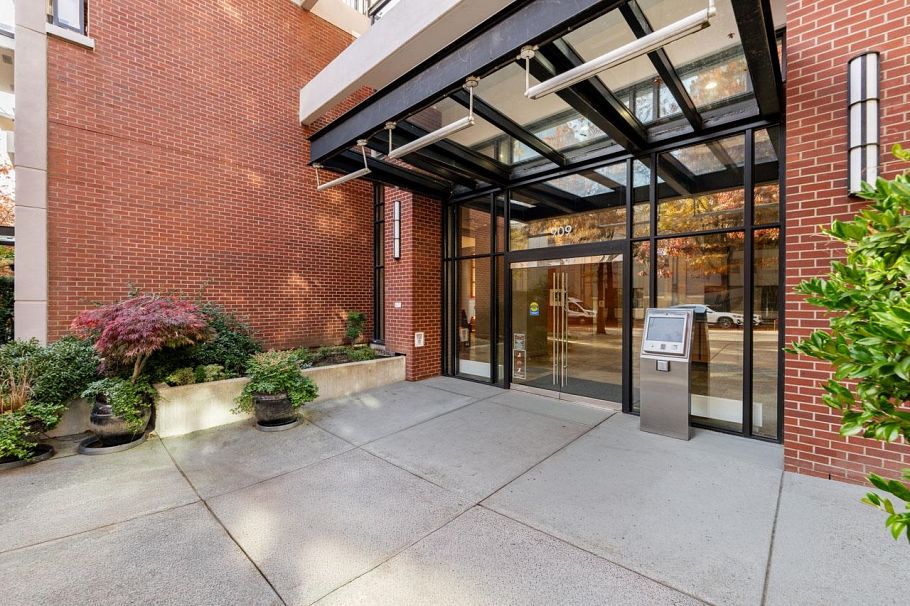 1706 909 Mainland Street Vancouver, BC - 14