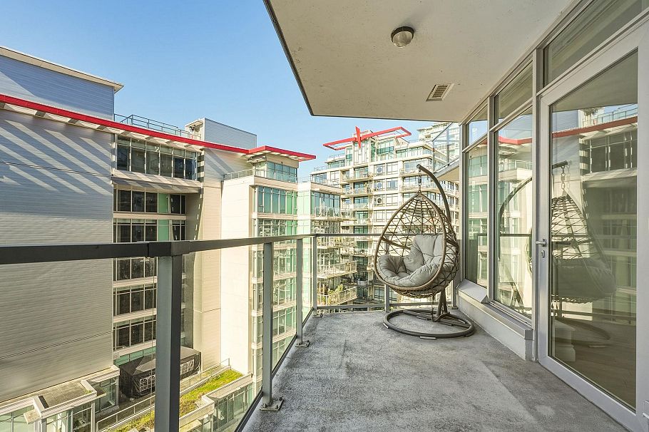 706 199 Victory Ship Way North Vancouver, BC - 25