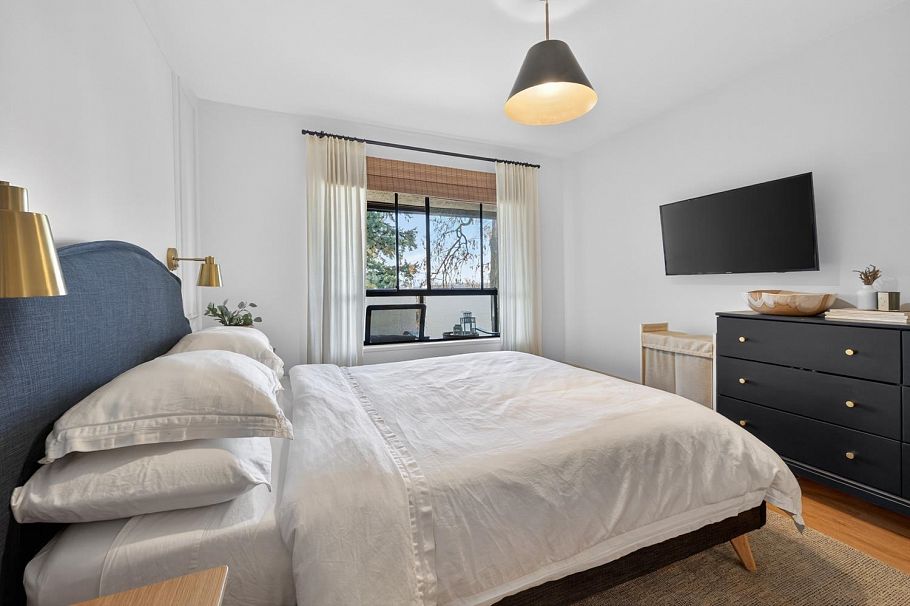 330 210 W 2nd Street North Vancouver, BC - 21