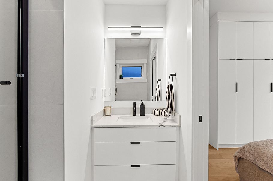 1 4549 W 11th Avenue Vancouver, BC - 29