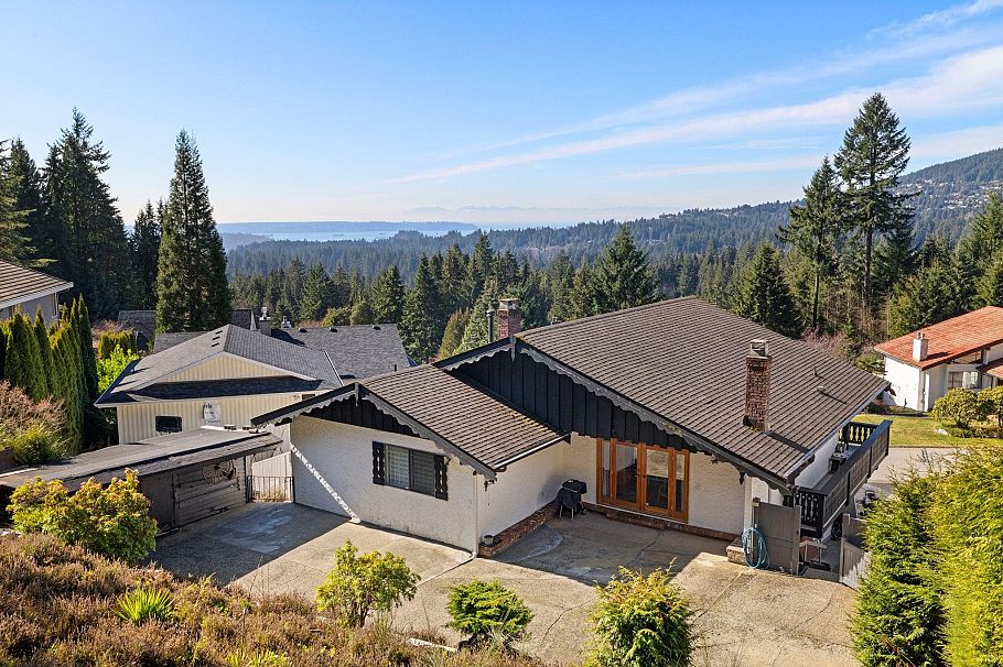 5508 Molina Road North Vancouver, BC - 27