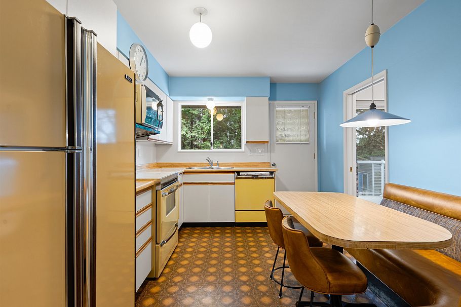 1349 Mill Street North Vancouver, BC - 7