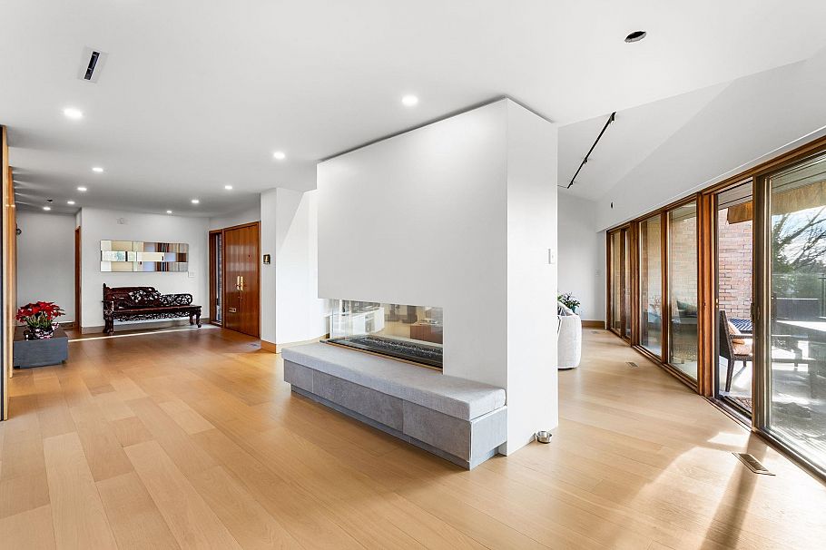 7353 Yew Street Vancouver, BC - 22