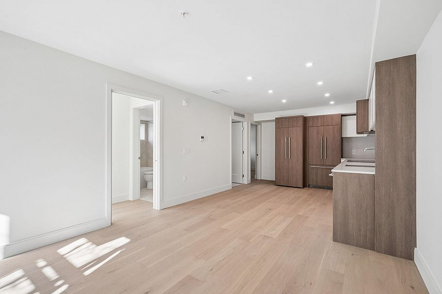 105 378 W 45th Avenue Vancouver, BC - 11