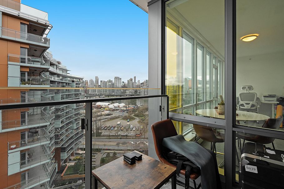 1609 1788 Columbia Street Vancouver, BC - 18