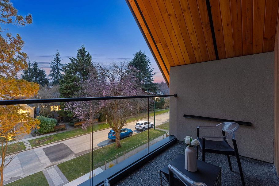 1 4549 W 11th Avenue Vancouver, BC - 37