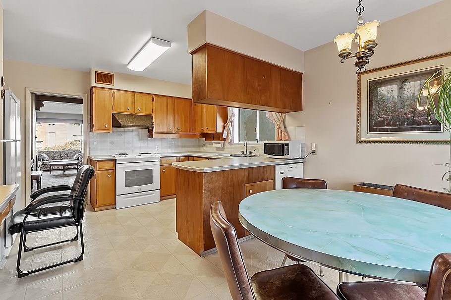 478 E 53rd Avenue Vancouver, BC - 11