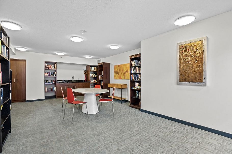 404 1650 W 7th Avenue Vancouver, BC - 18