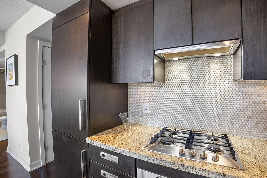 1802 1055 Richards Street Vancouver, BC - 15