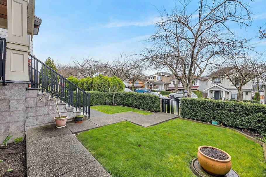 3933 Union Street Burnaby, BC - 4