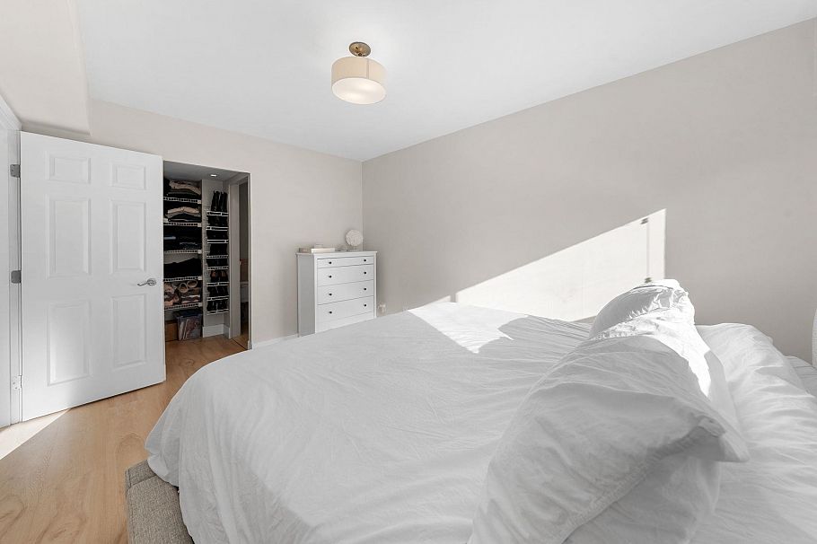 1001 Old Lillooet Road North Vancouver, BC - 22