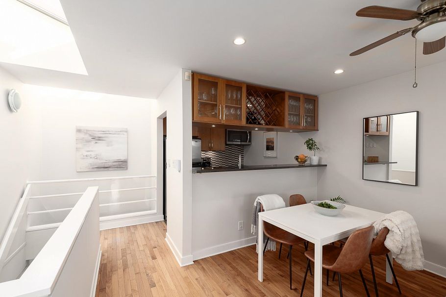 10 766 W 7th Avenue Vancouver, BC - 9