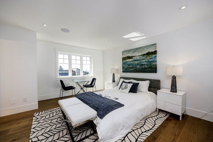 1028 Calverhall Street North Vancouver, BC - 31