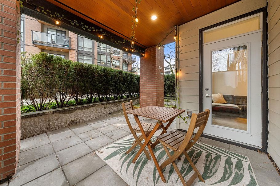 107 733 W 3rd Street North Vancouver, BC - 29