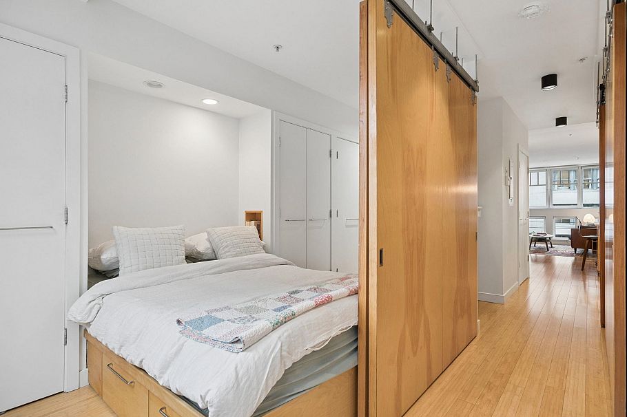 401 1072 Hamilton Street Vancouver, BC - 24