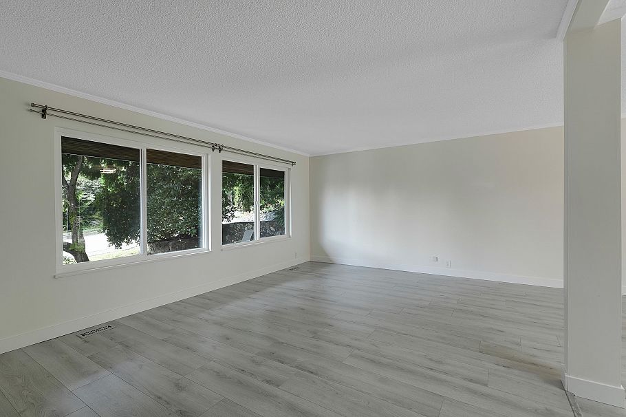 732 E 29th Street North Vancouver, BC - 5