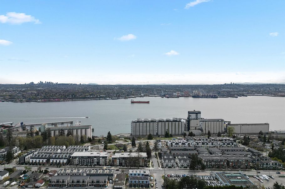 444 E 6th Street North Vancouver, BC - 9