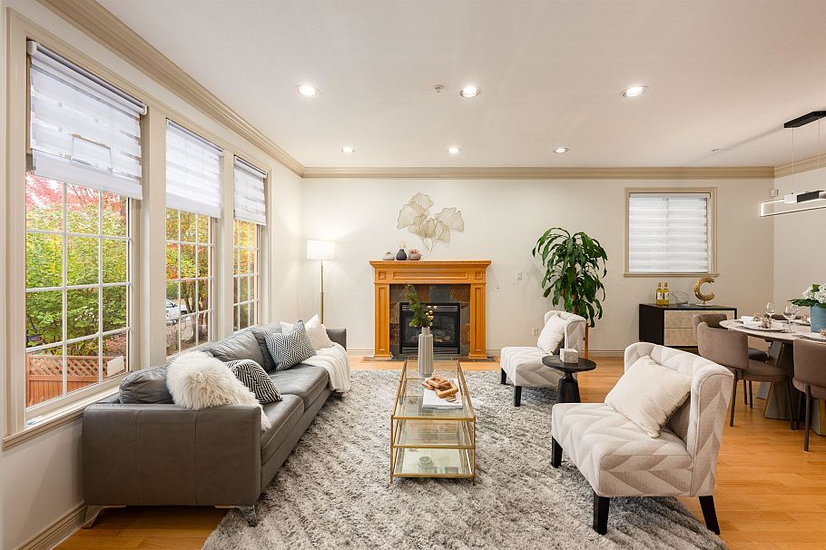 7949 Montcalm Street Vancouver, BC - 4