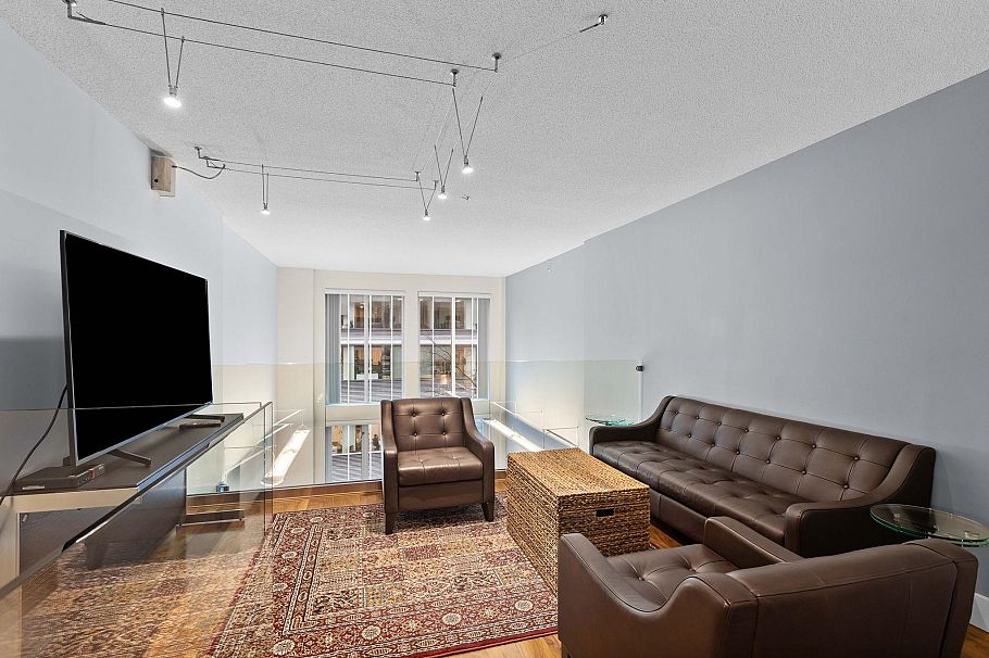 409 610 Granville Street Vancouver, BC - 21