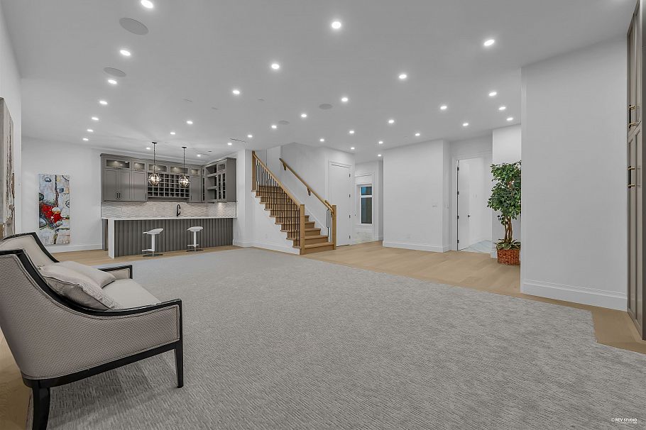 2246 W 20th Avenue Vancouver, BC - 31