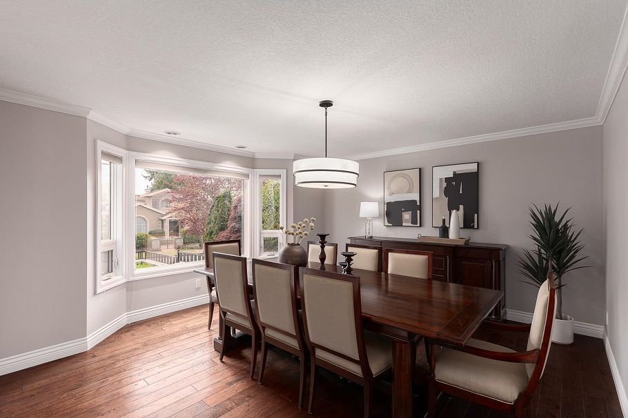 3557 W 36th Avenue Vancouver, BC - 4