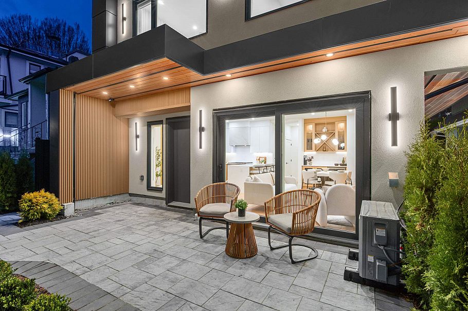 1 4549 W 11th Avenue Vancouver, BC - 38