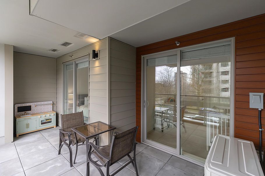 TH5 128 E 8th Street North Vancouver, BC - 26