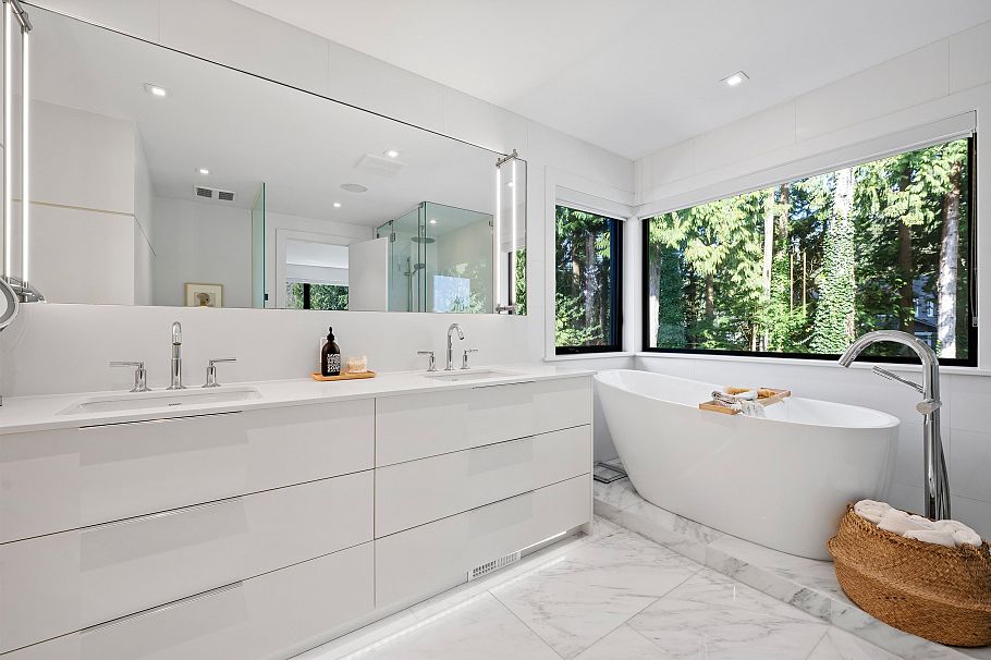 968 Belvista Crescent North Vancouver, BC - 21