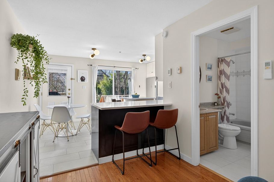 1764 Graveley Street Vancouver, BC - 12