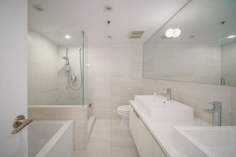 302 518 W 14th Avenue Vancouver, BC - 9