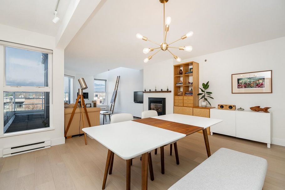 2240 York Avenue Vancouver, BC - 5