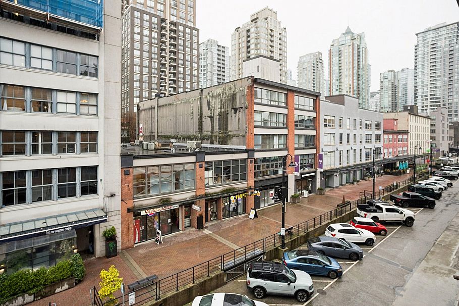 401 1072 Hamilton Street Vancouver, BC - 34