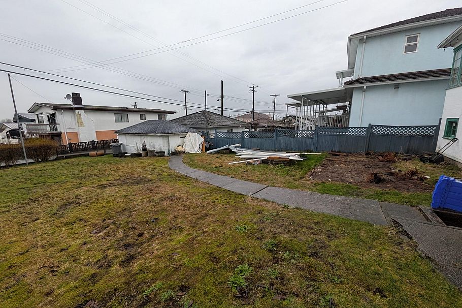 3995 Slocan Street Vancouver, BC - 7