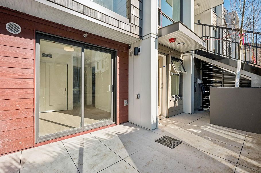 105 378 W 45th Avenue Vancouver, BC - 5