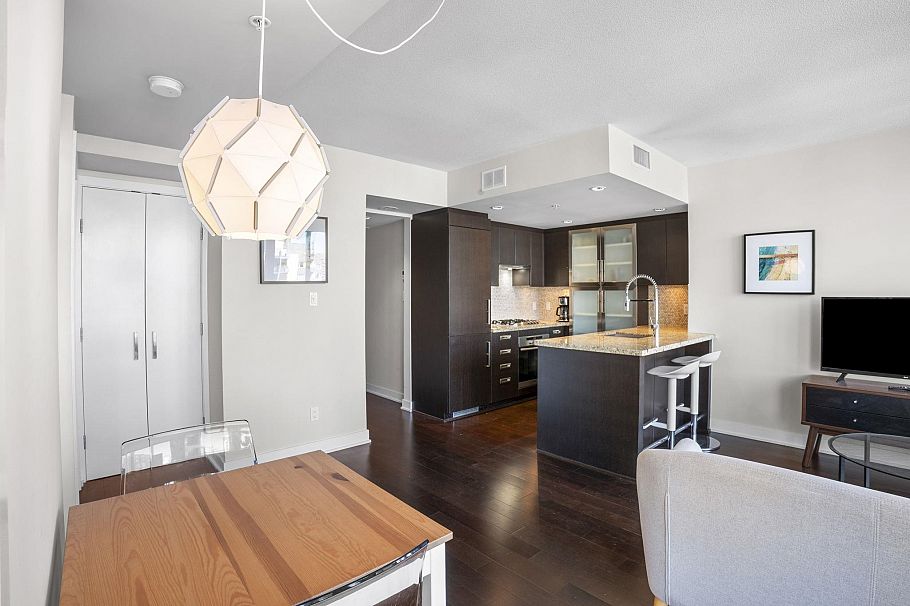 1802 1055 Richards Street Vancouver, BC - 16