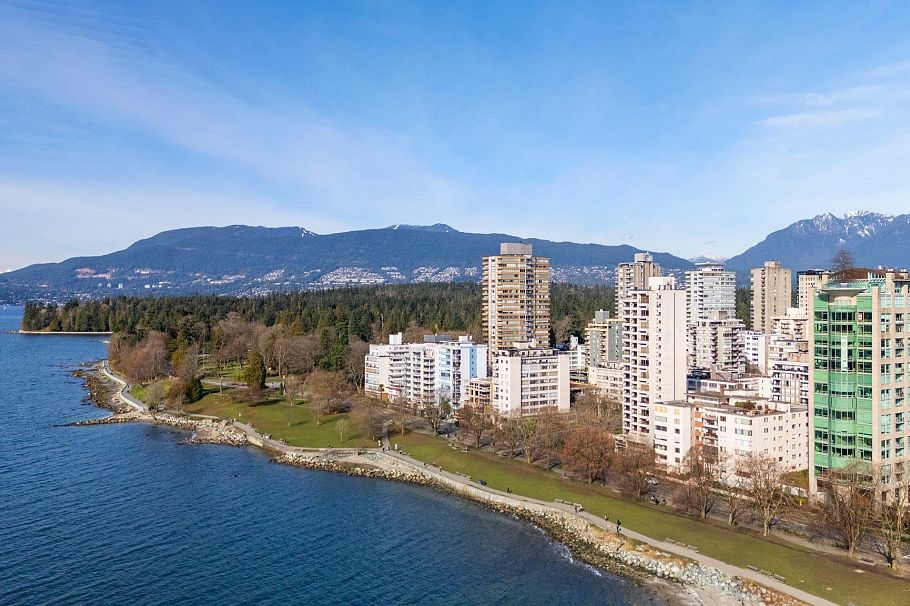 103 1649 Comox Street Vancouver, BC - 31