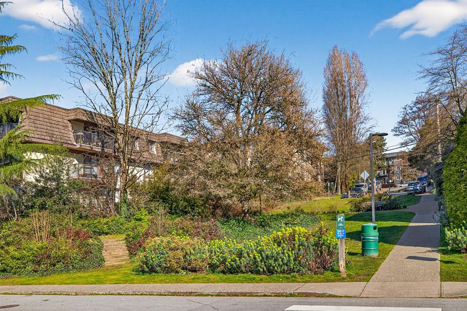 330 210 W 2nd Street North Vancouver, BC - 29