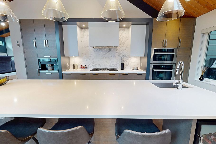 4062 Norwood Avenue North Vancouver, BC - 9