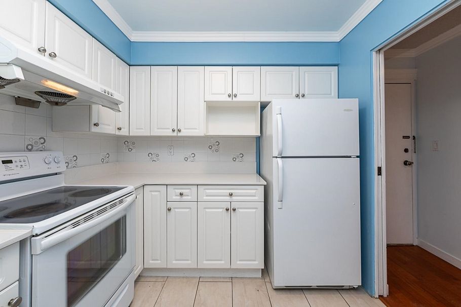 211 2101 Mcmullen Avenue Vancouver, BC - 11