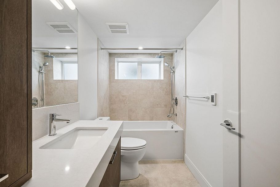 152 408 W 45th Avenue Vancouver, BC - 14