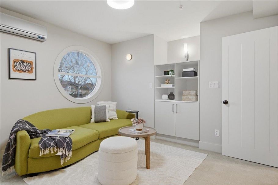 6733 Vivian Street Vancouver, BC - 16