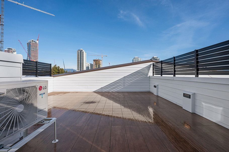 202 378 W 45th Avenue Vancouver, BC - 35