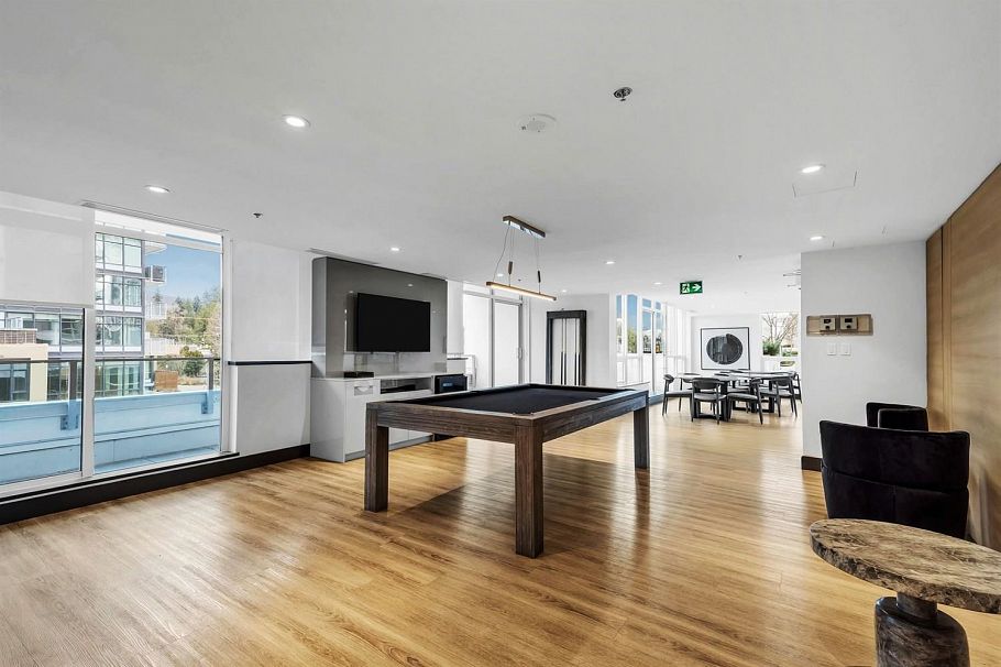 704 1675 Lions Gate Lane North Vancouver, BC - 14