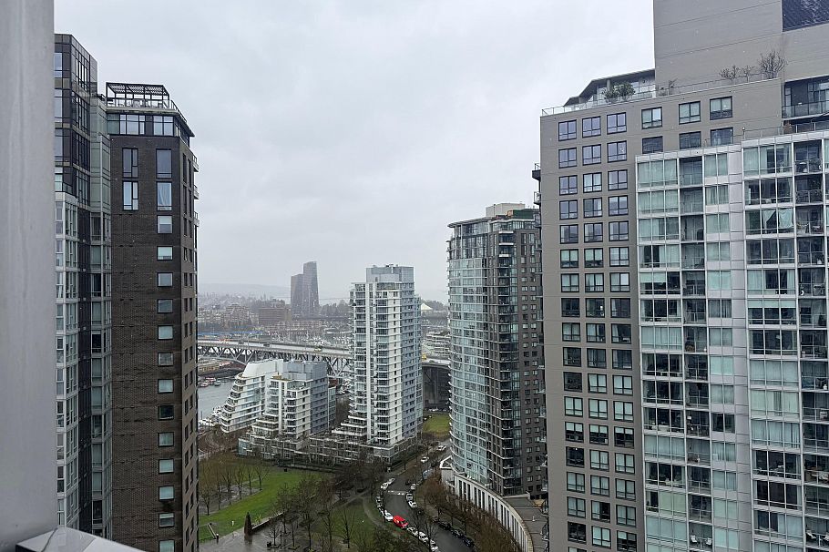 3005 1408 Strathmore Mews Vancouver, BC - 7