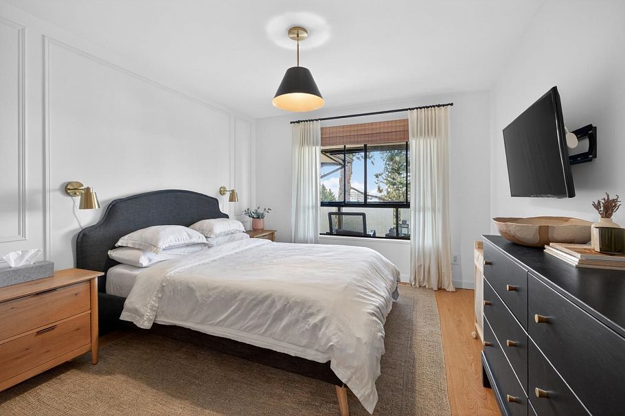 330 210 W 2nd Street North Vancouver, BC - 20