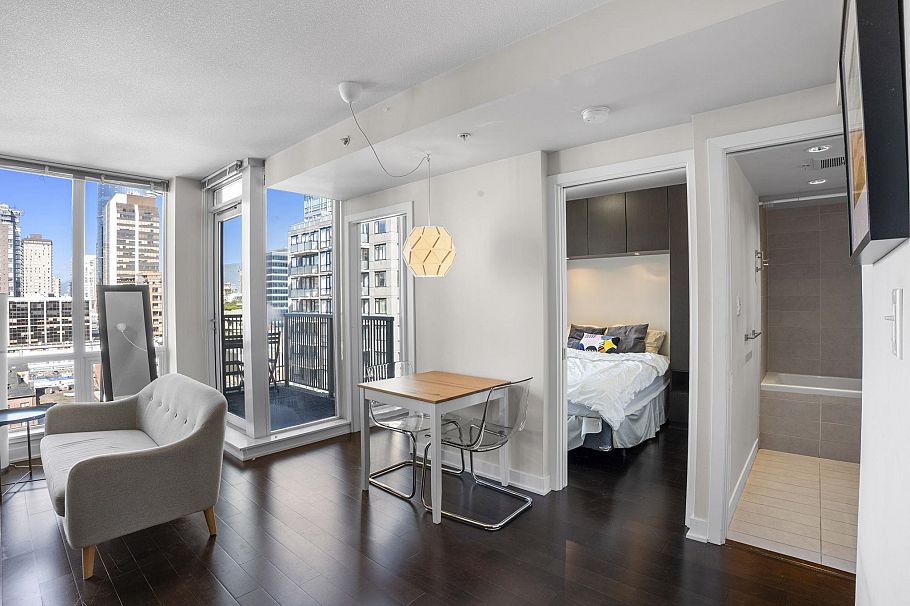 1802 1055 Richards Street Vancouver, BC - 10