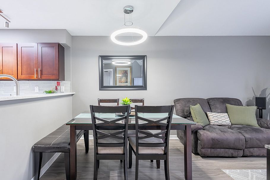 310 5355 Boundary Road Vancouver, BC - 5