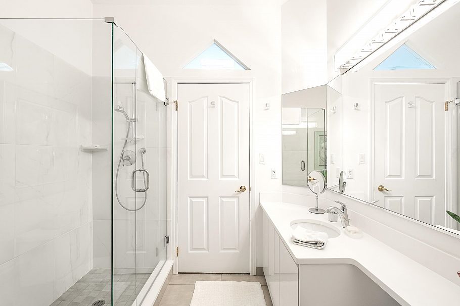 311 999 Berkley Road North Vancouver, BC - 35