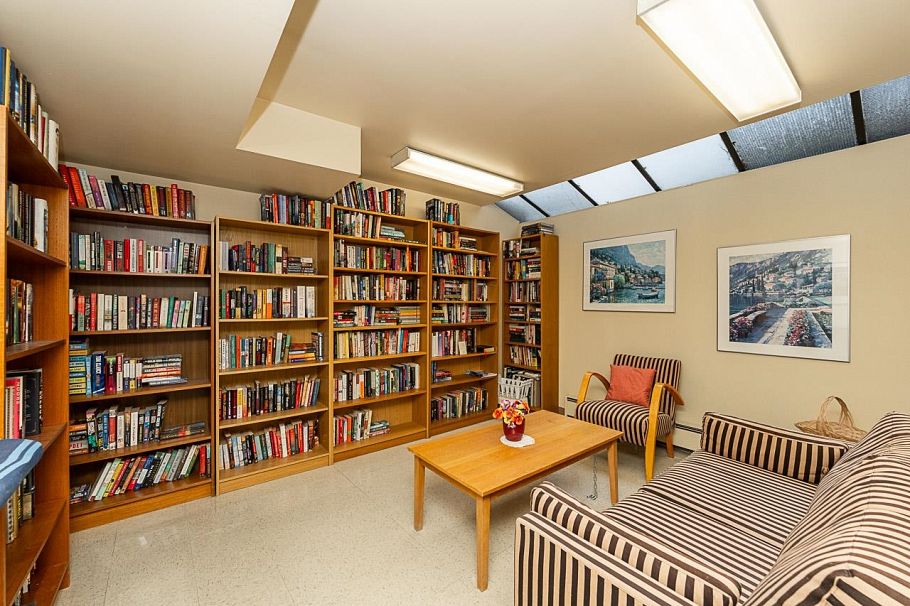 211 2101 Mcmullen Avenue Vancouver, BC - 28